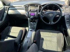 Фото авто Toyota Kluger