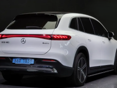 Сүрөт унаа Mercedes-Benz EQS SUV