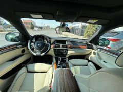 Photo of the vehicle BMW X6