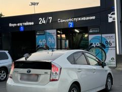 Сүрөт унаа Toyota Prius