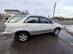 Photo of the vehicle Toyota Harrier