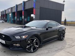 Photo of the vehicle Ford Mustang