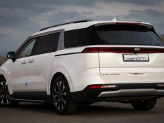 Сүрөт унаа Kia Carnival