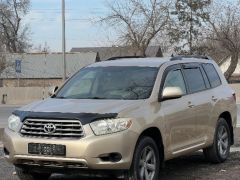 Сүрөт унаа Toyota Highlander