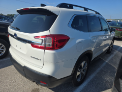 Photo of the vehicle Subaru Ascent