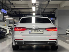 Photo of the vehicle Audi A6