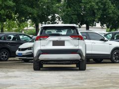 Сүрөт унаа Toyota RAV4