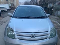 Сүрөт унаа Toyota Ist