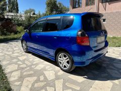 Фото авто Honda Fit