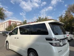 Фото авто Toyota Vellfire