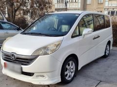 Фото авто Honda Stepwgn