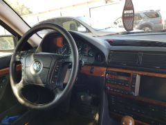 Photo of the vehicle BMW 7 Series