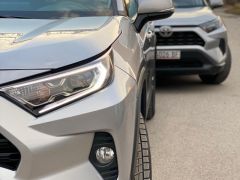 Сүрөт унаа Toyota RAV4