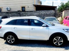 Сүрөт унаа Kia Sorento