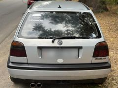 Photo of the vehicle Volkswagen Golf GTI