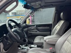 Photo of the vehicle Lexus LX