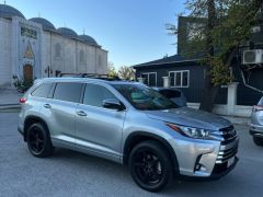 Сүрөт унаа Toyota Highlander