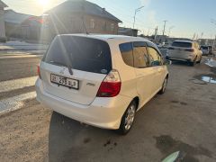 Photo of the vehicle Honda Fit