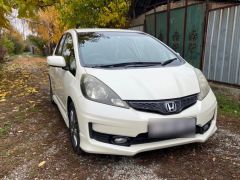 Фото авто Honda Fit