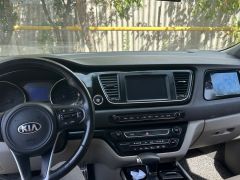 Фото авто Kia Carnival