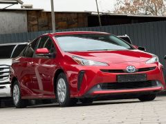 Фото авто Toyota Prius