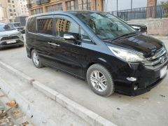 Фото авто Honda Stepwgn