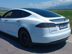 Photo of the vehicle Tesla Model S