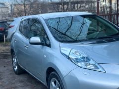 Фото авто Nissan Leaf