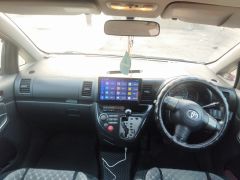 Фото авто Toyota Wish