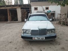 Фото авто Mercedes-Benz W124