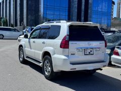 Photo of the vehicle Lexus GX