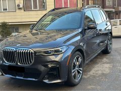 Photo of the vehicle BMW X7