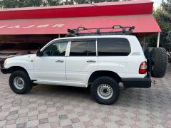 Сүрөт унаа Toyota Land Cruiser