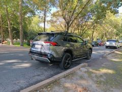 Сүрөт унаа Toyota RAV4