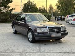 Фото авто Mercedes-Benz W124