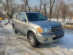 Photo of the vehicle Toyota Sequoia