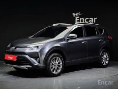 Сүрөт унаа Toyota RAV4