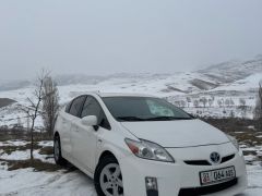 Фото авто Toyota Prius