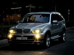 Photo of the vehicle BMW X5