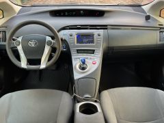 Сүрөт унаа Toyota Prius