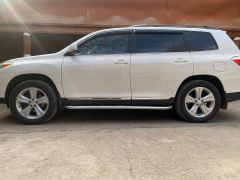 Сүрөт унаа Toyota Highlander