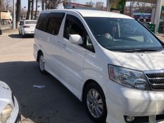 Фото авто Toyota Alphard