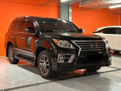 Photo of the vehicle Lexus LX