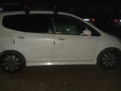 Photo of the vehicle Honda Fit