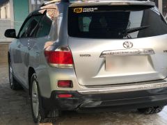 Сүрөт унаа Toyota Highlander