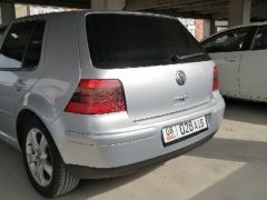 Фото авто Volkswagen Golf