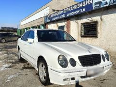 Photo of the vehicle Mercedes-Benz E-Класс