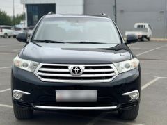 Сүрөт унаа Toyota Highlander