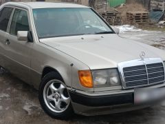 Сүрөт унаа Mercedes-Benz W124