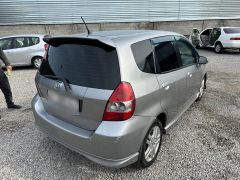 Фото авто Honda Fit